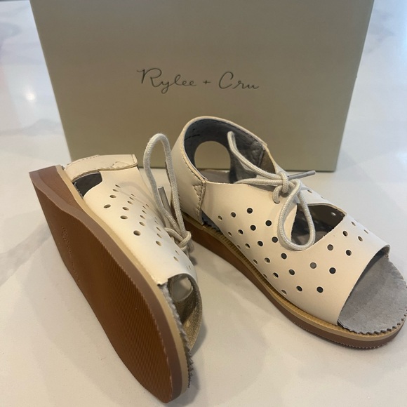 Rylee & Cru Juliet Sandal Size 7 toddler - Picture 2 of 4